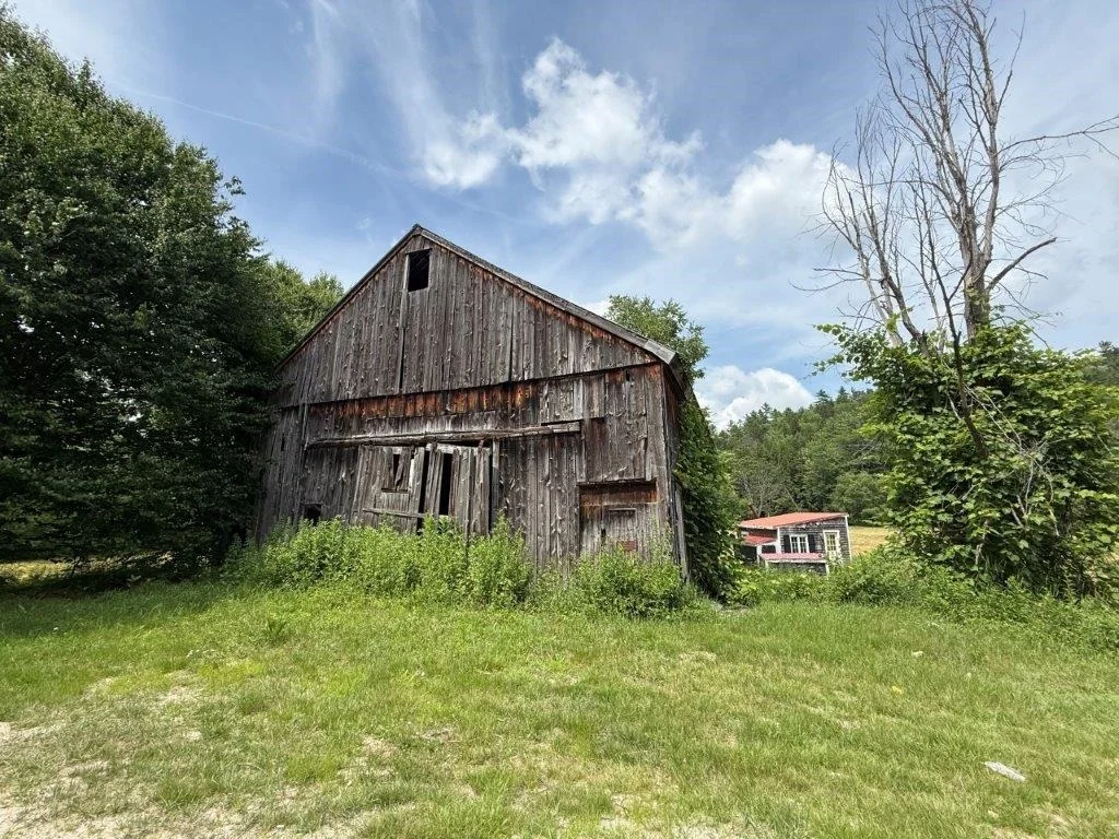 Photo of 446 Walker Brook