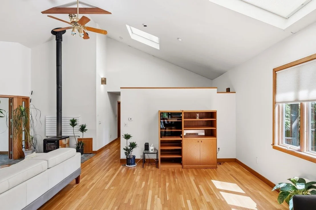 Photo of Unit LOT2ANDLOT3 at 2 Corson