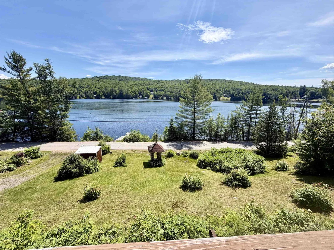 Photo of 263 Cedar Pond