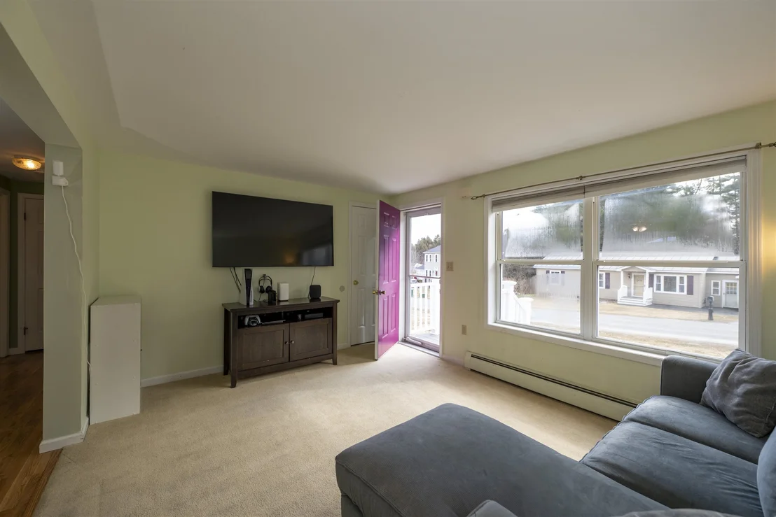 Photo of 401 Colonial