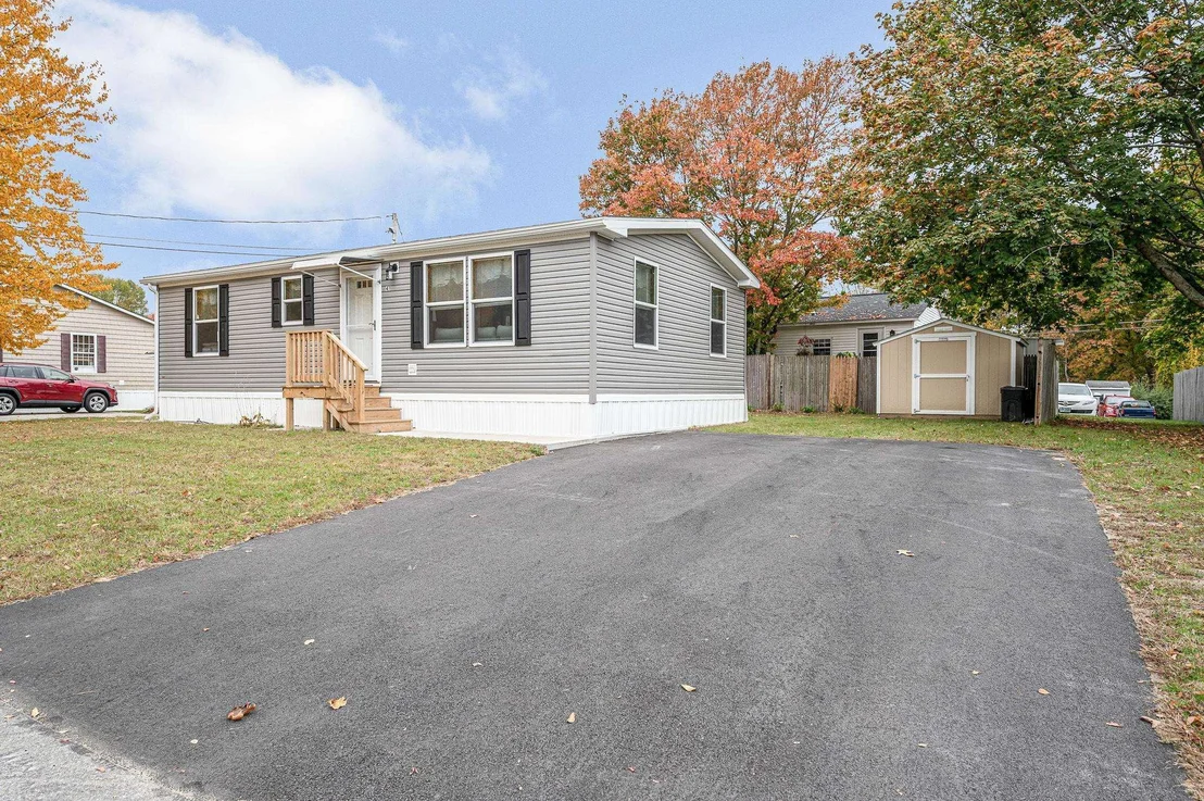 Photo of 41 B
