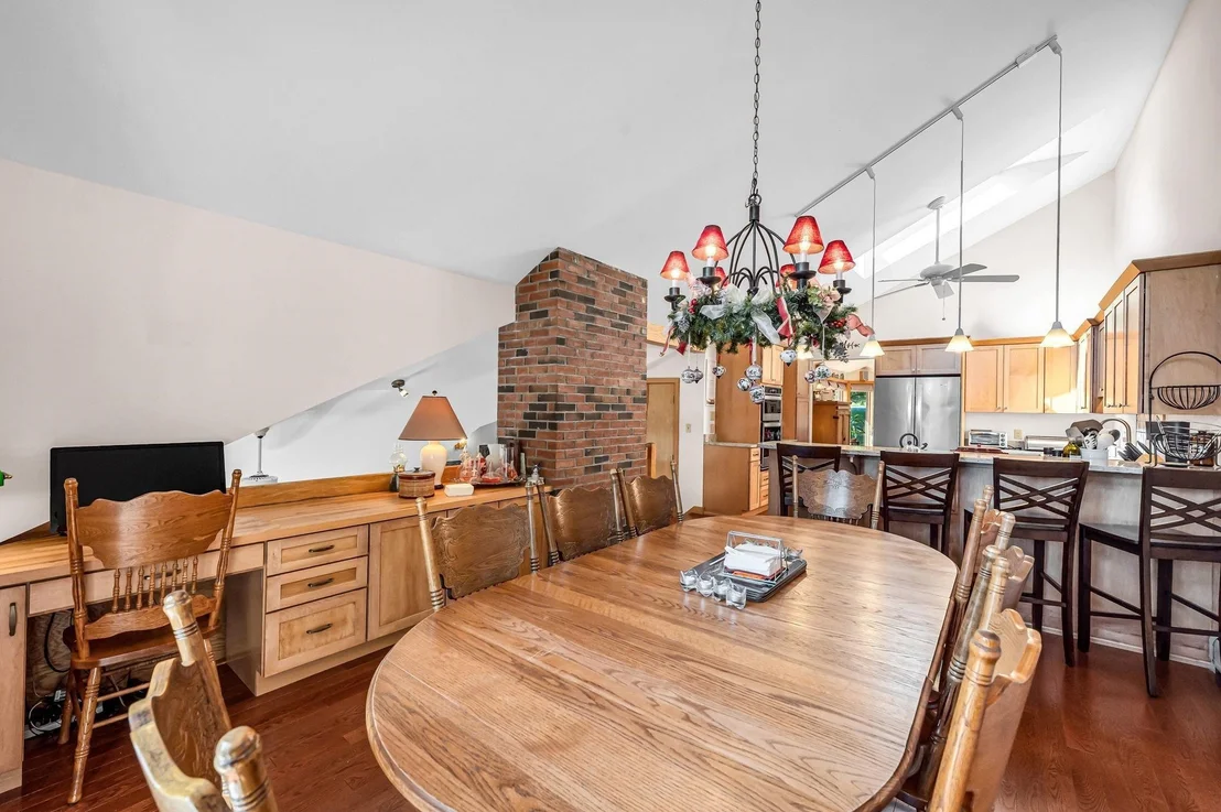 Photo of 33 Carinthia