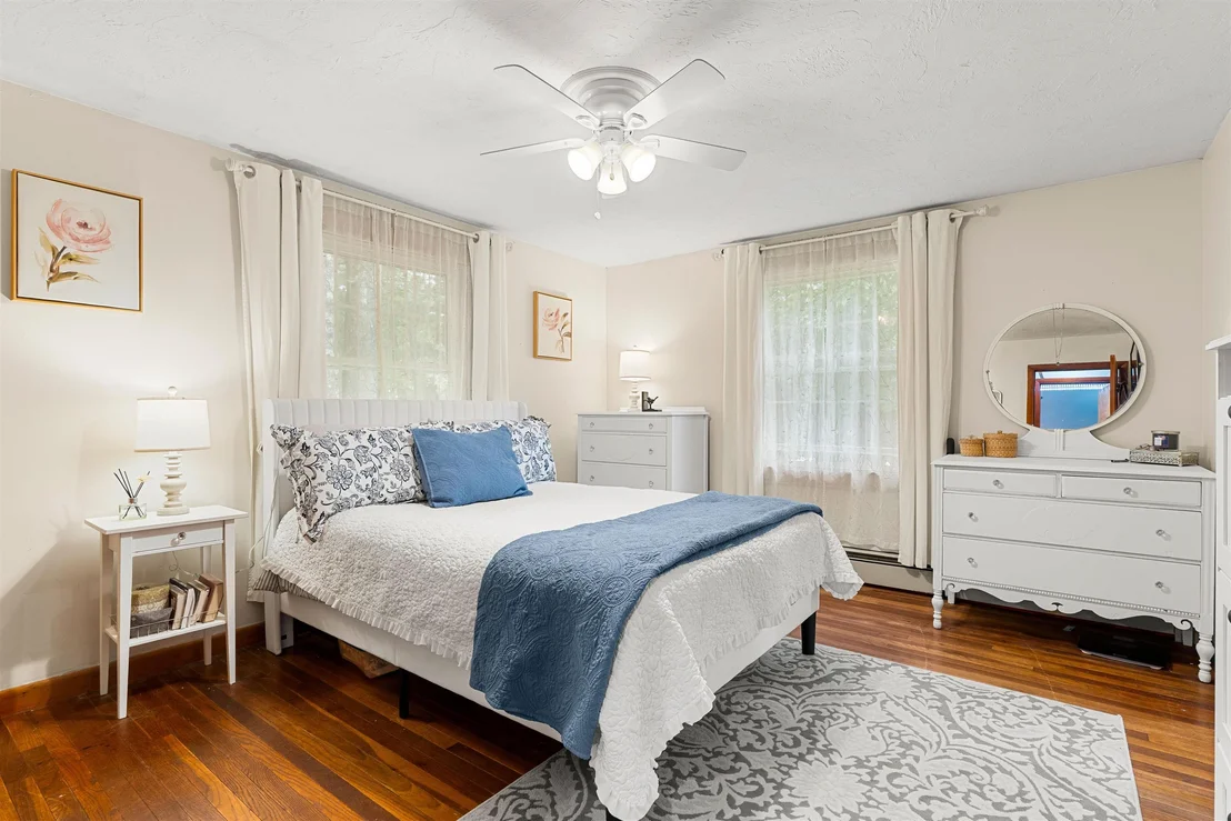 Photo of 13 Barnard Hill