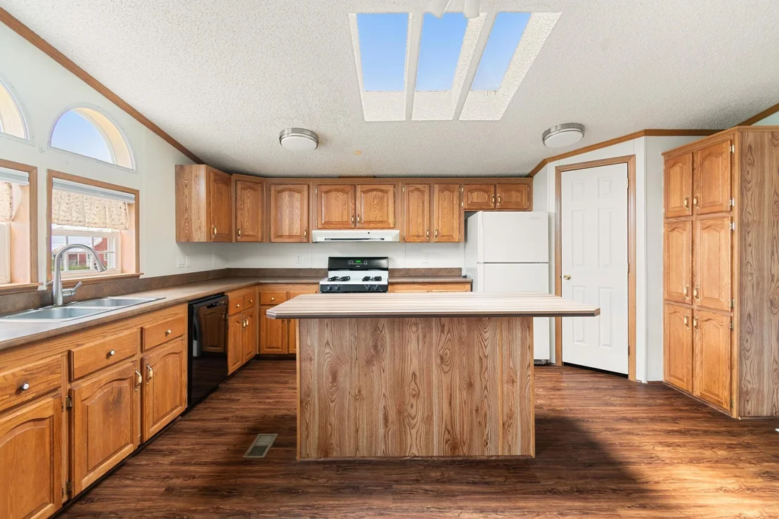 Photo of 425 Mountain View