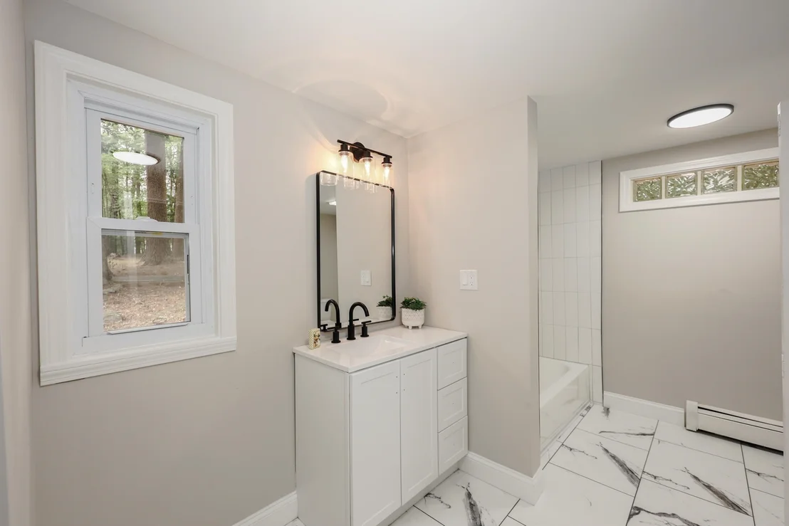 Photo of 112 Gilson