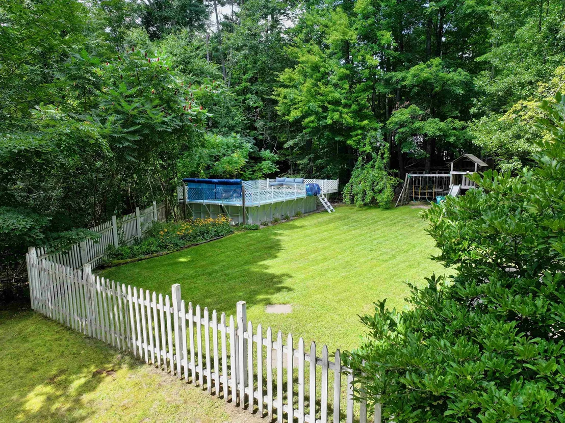 Photo of 285 Colby