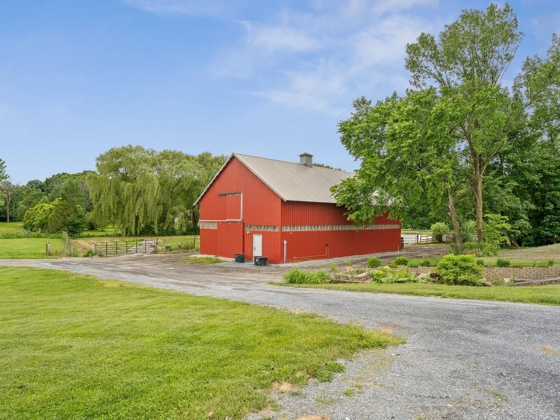 Photo of 1233 Satterly