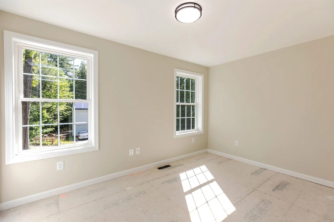 Photo of 32 Deerpoint