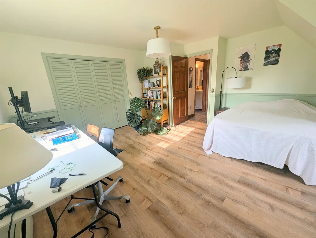 Photo of 3954 West Barnet