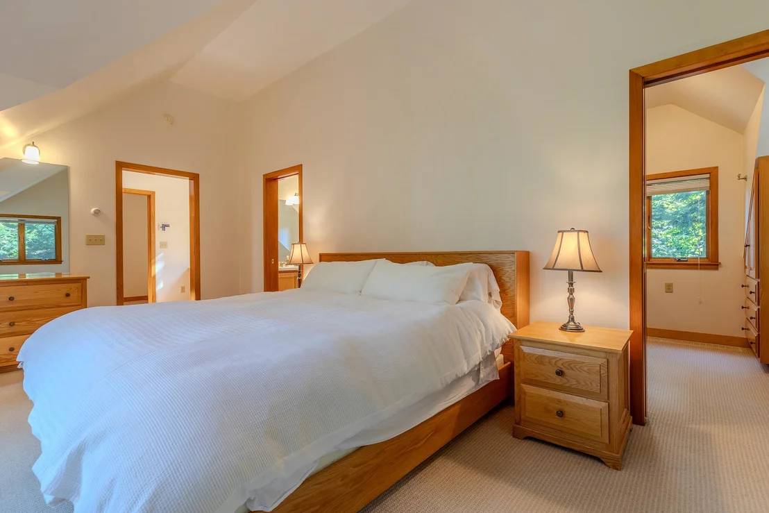Photo of 80 Bear Ridge