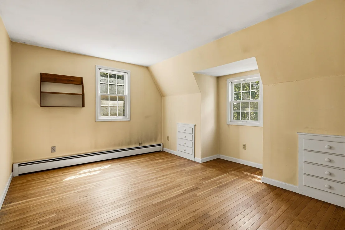 Photo of 140 Pioneer
