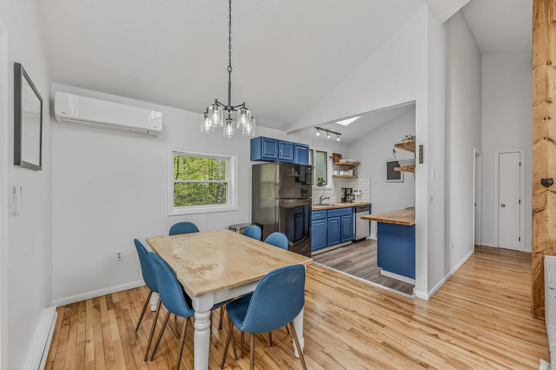 Photo of 5 Bell Valley