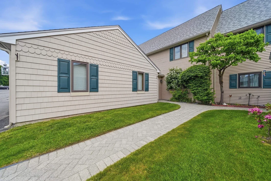 Photo of 13 Hampton Towne