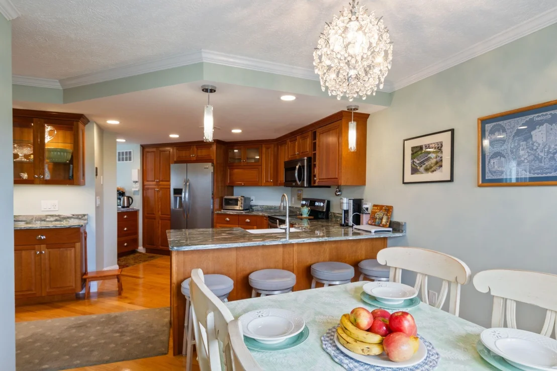 Photo of Unit 6 at 939 Ocean