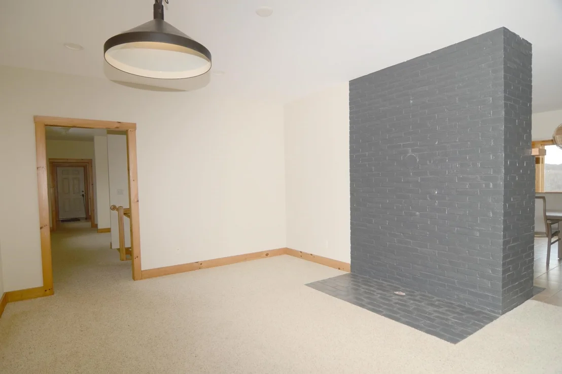 Photo of 734 Herrick