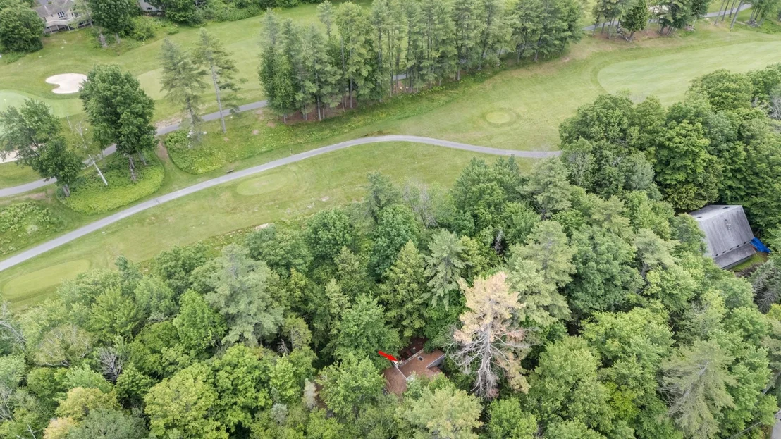 Photo of 3 Longwood