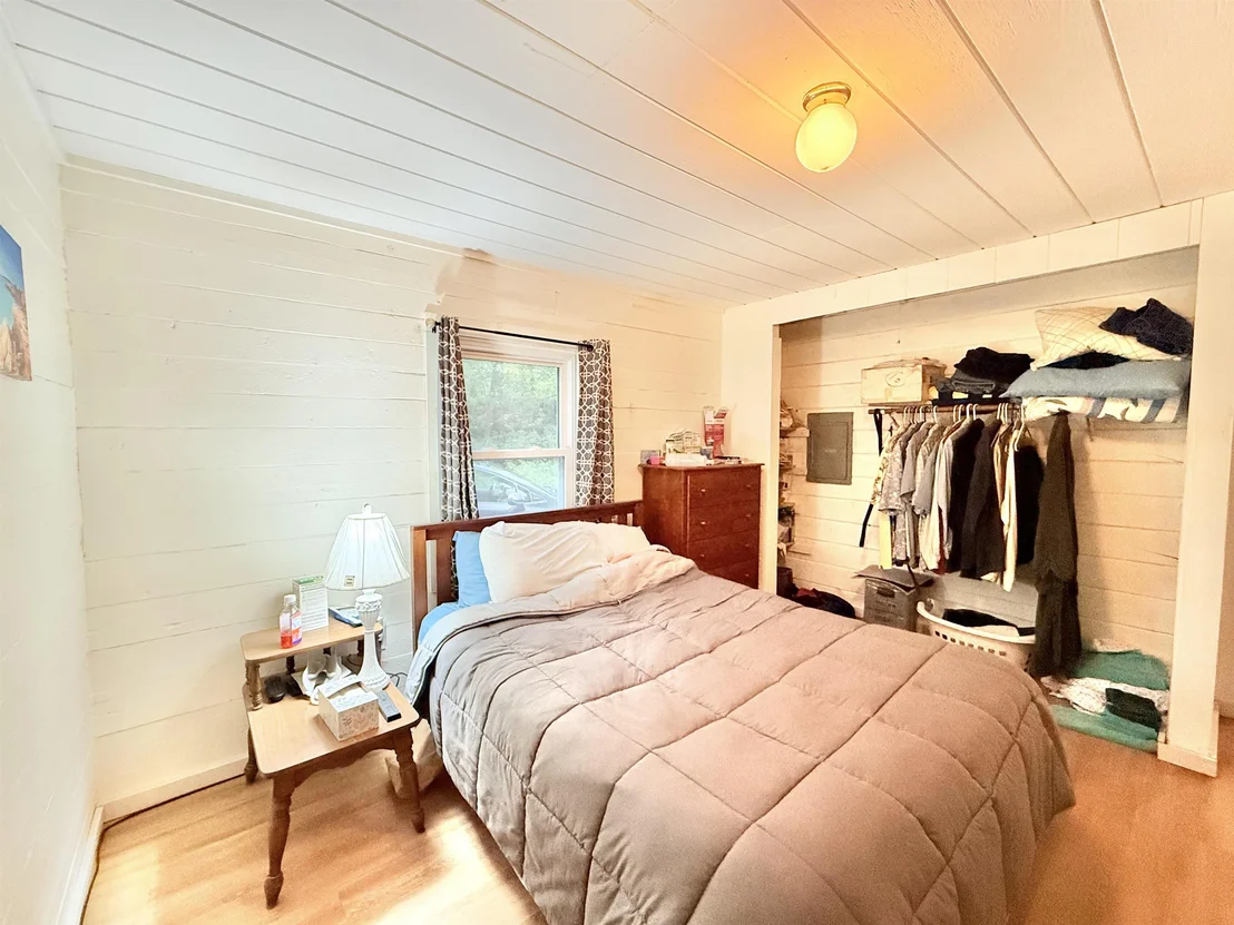 Photo of 26 Log Cabin
