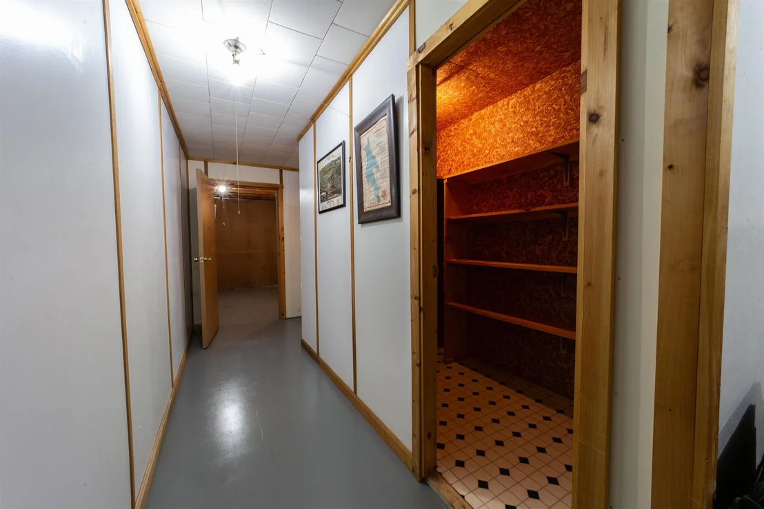 Photo of 450 Upper Birch
