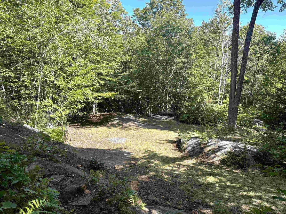 Photo of 00 Quaker Path