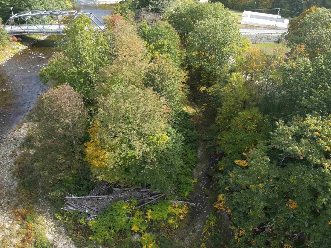 Photo of 1297 River
