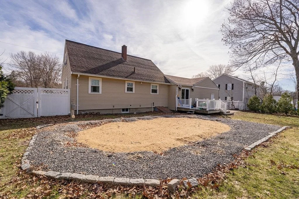 Photo of 20 Colonial