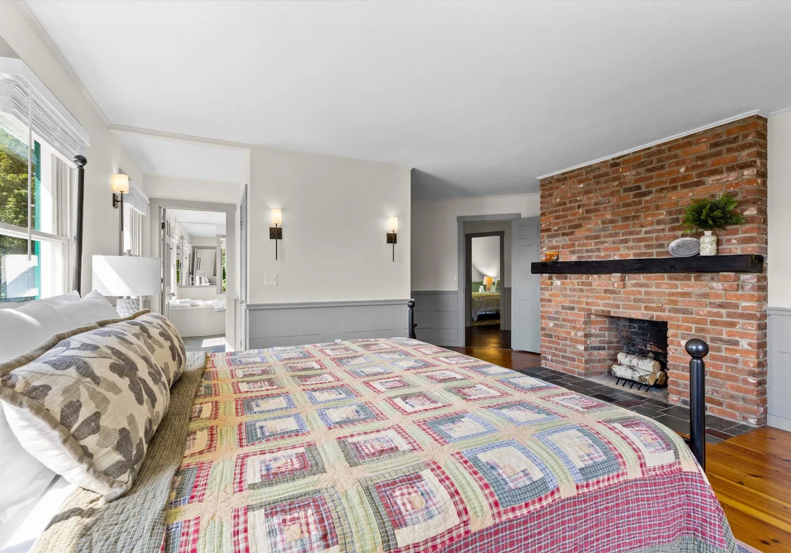 Photo of 470 Maple