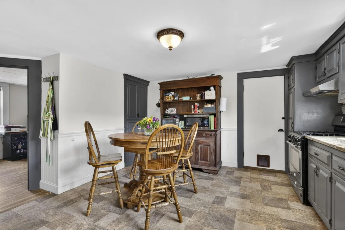 Photo of 5 Pine Valley