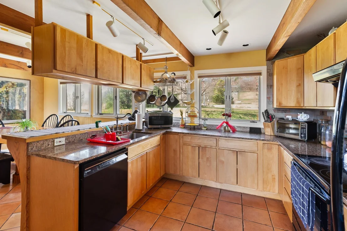 Photo of 534 Cream Hill