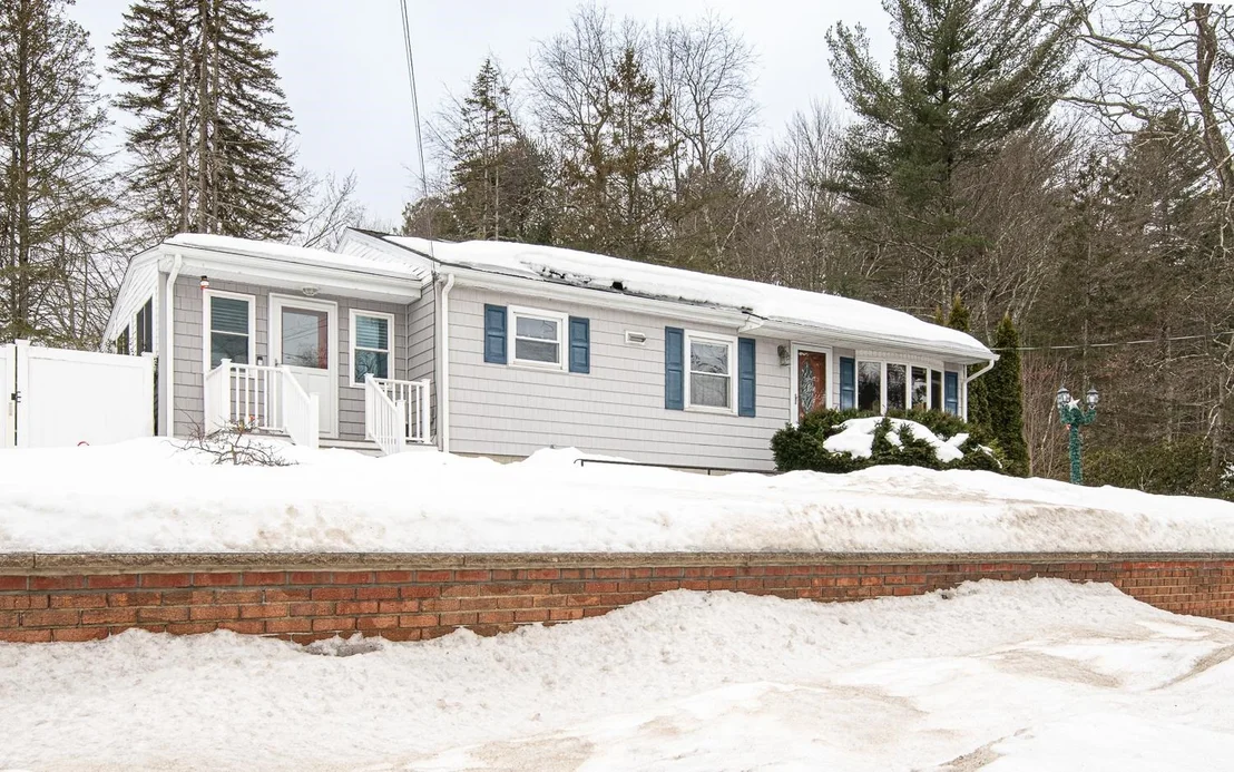 Photo of 169 Central