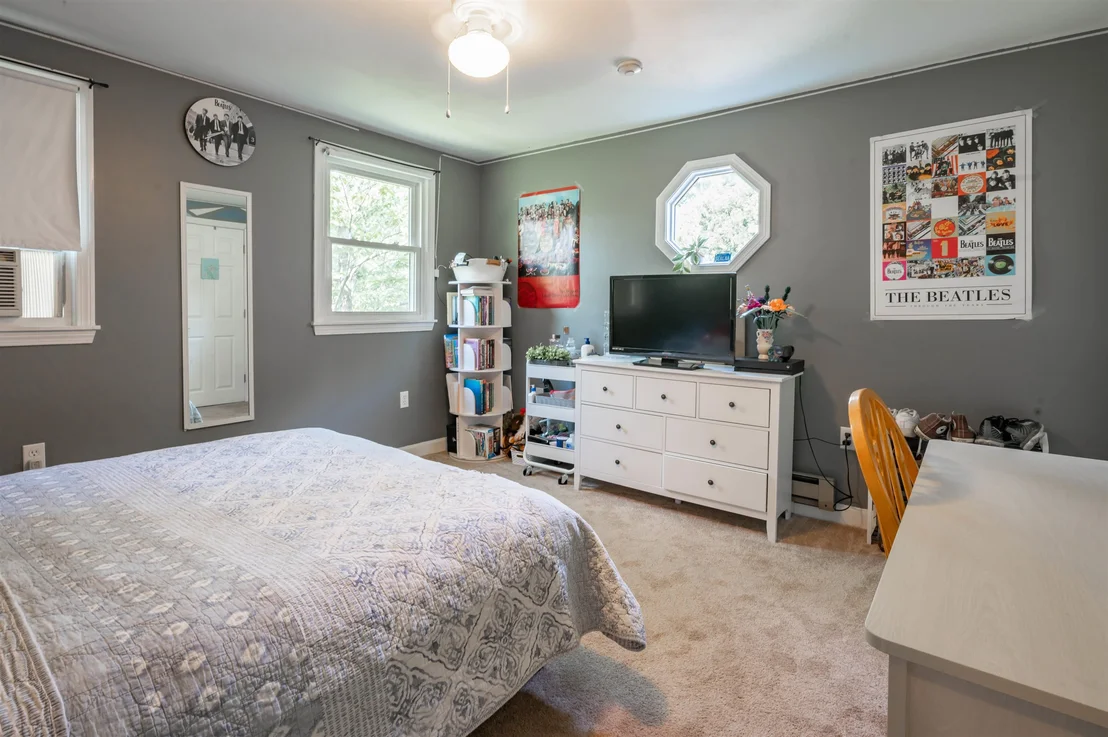 Photo of 8 Sullivan