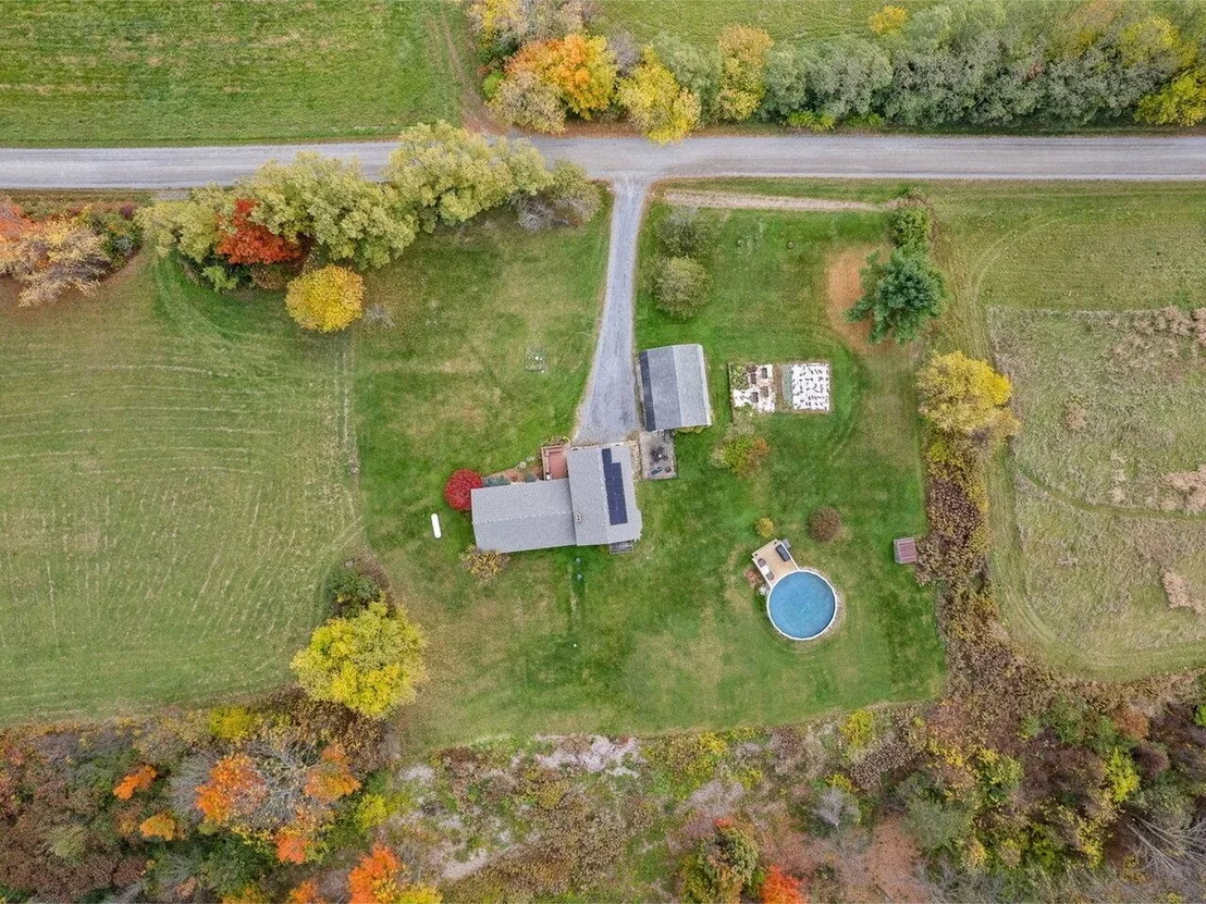 Photo of 771 Robinson
