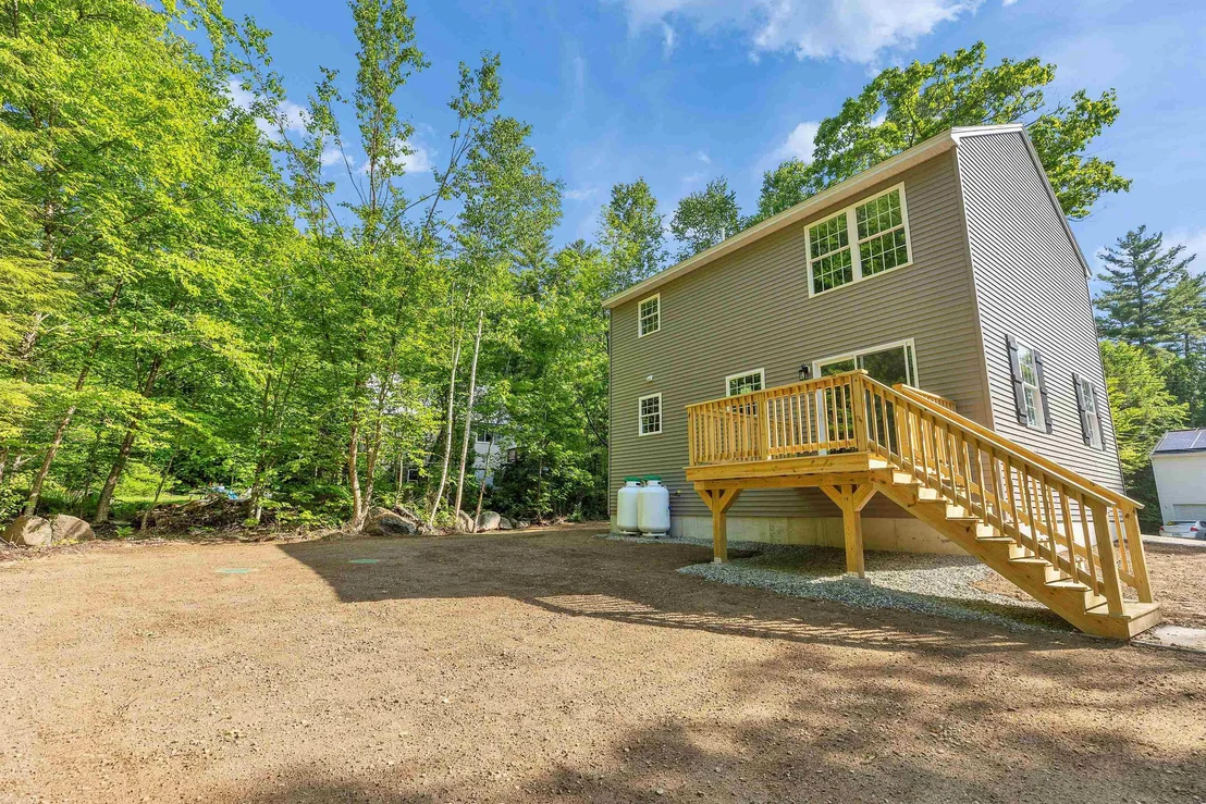 Photo of 32 Deerpoint
