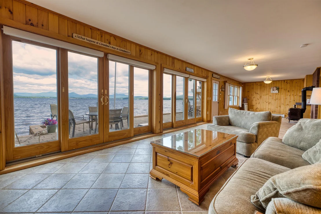 Photo of 52 Long Sands