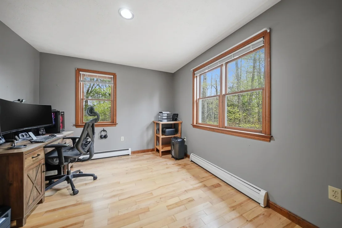 Photo of 142 Forestview