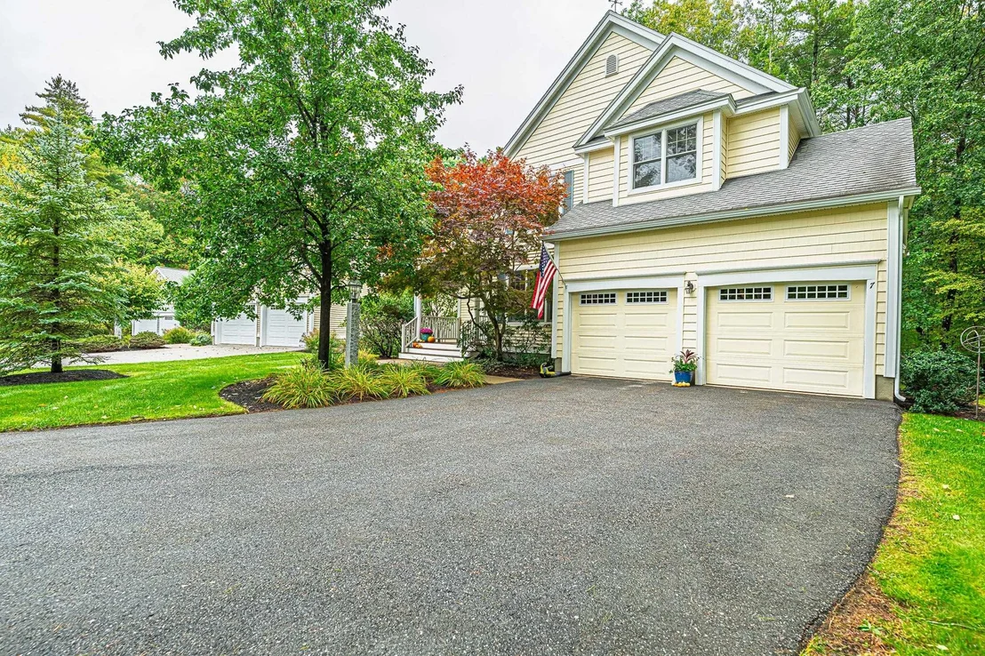 Photo of 7 Drumlin