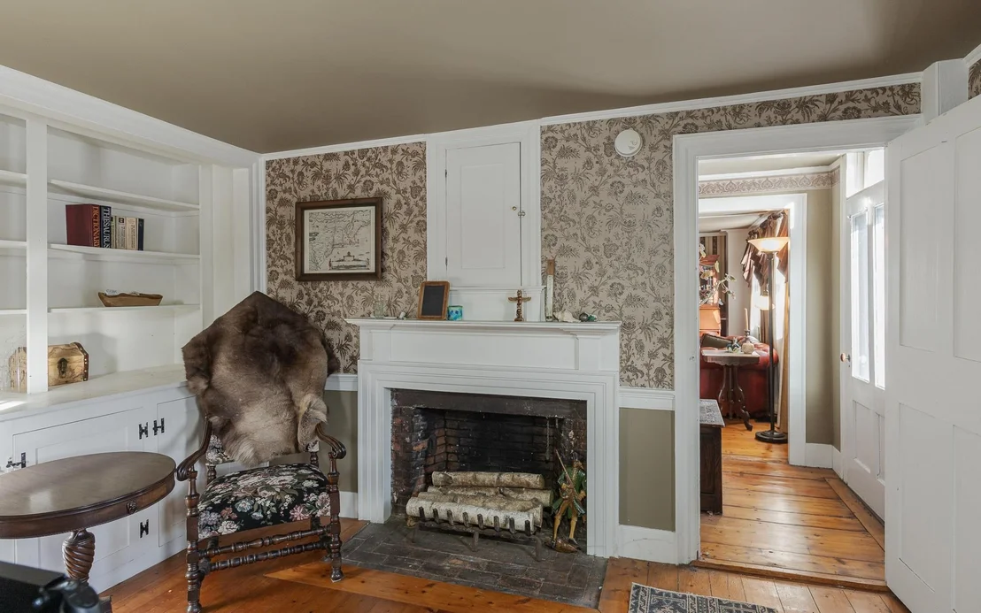 Photo of 658 Main