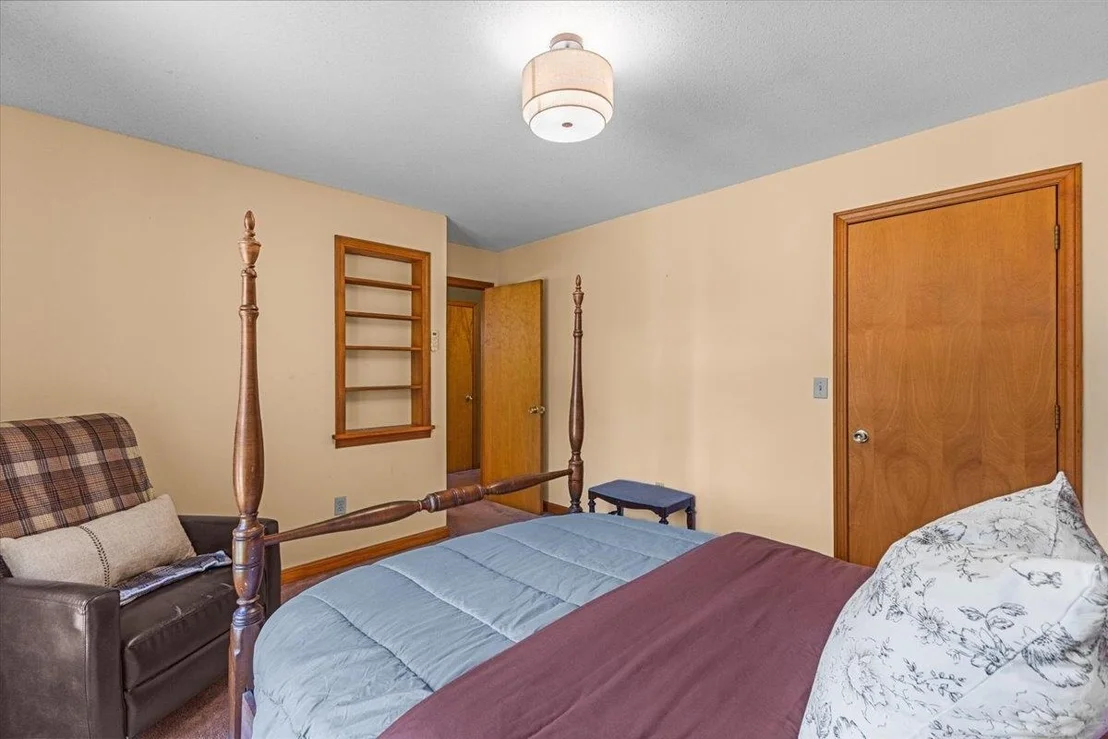 Photo of 2206 Highgate