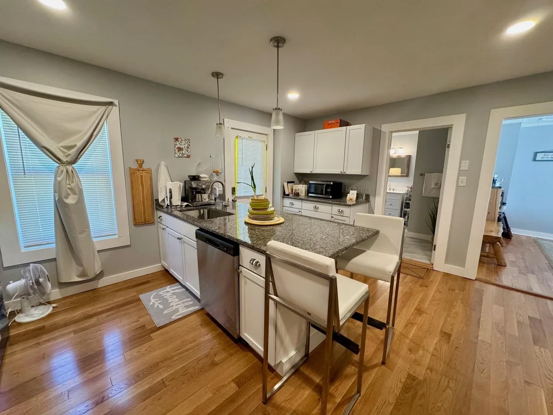 Photo of 42 Pine