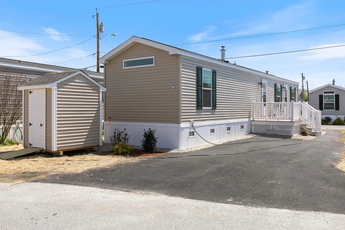 Photo of 72 Brookwood