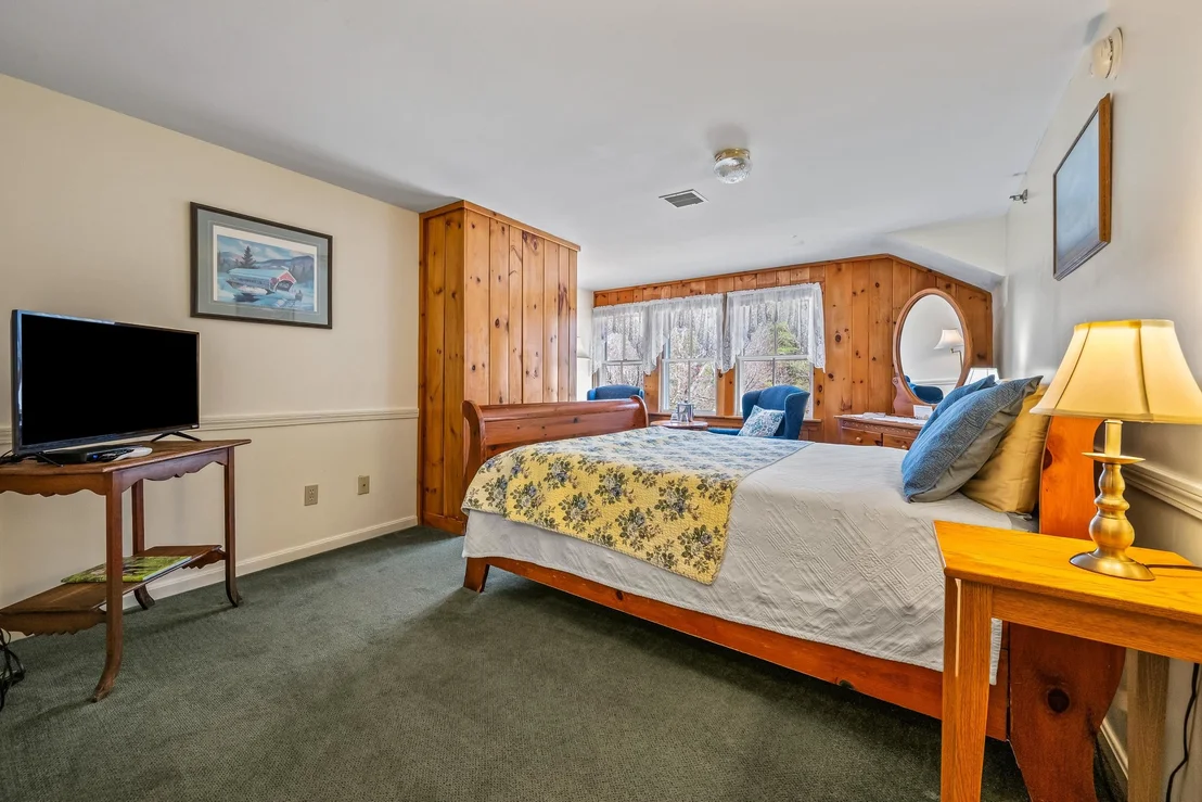 Photo of 12 Thorn Hill