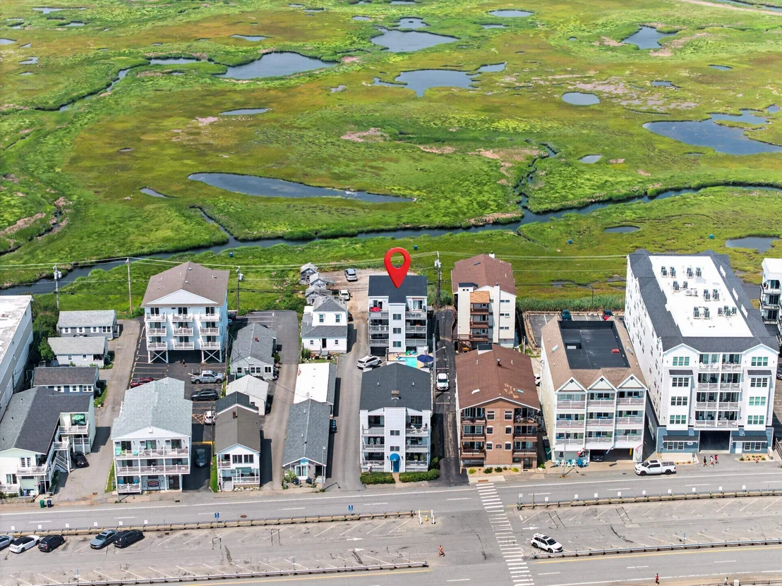 Photo of Unit 4S at 421 Ocean