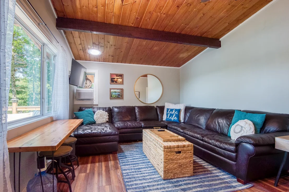 Photo of 169 E Danforth