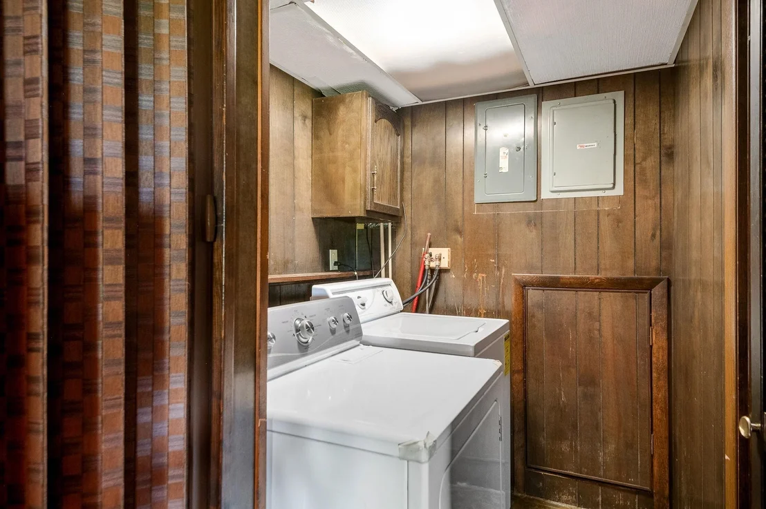 Photo of 210 McLeod