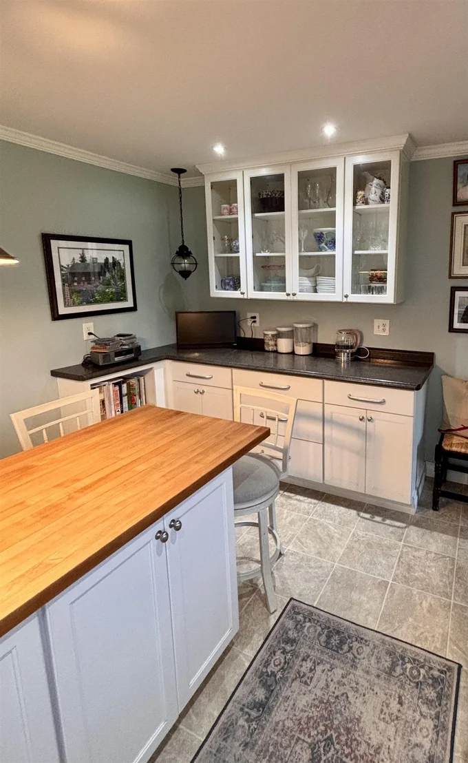 Photo of 20 Edgewood