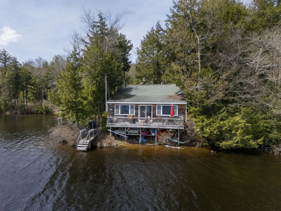 Photo of 408 Whitney