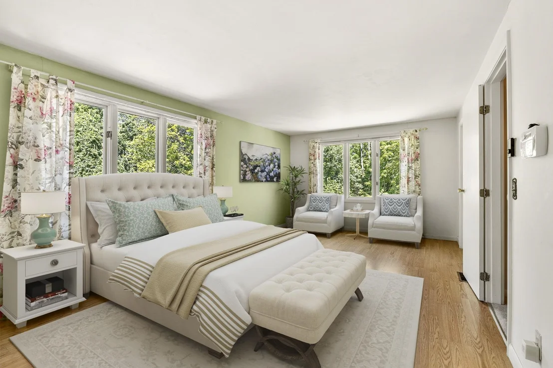 Photo of 84 Stinson