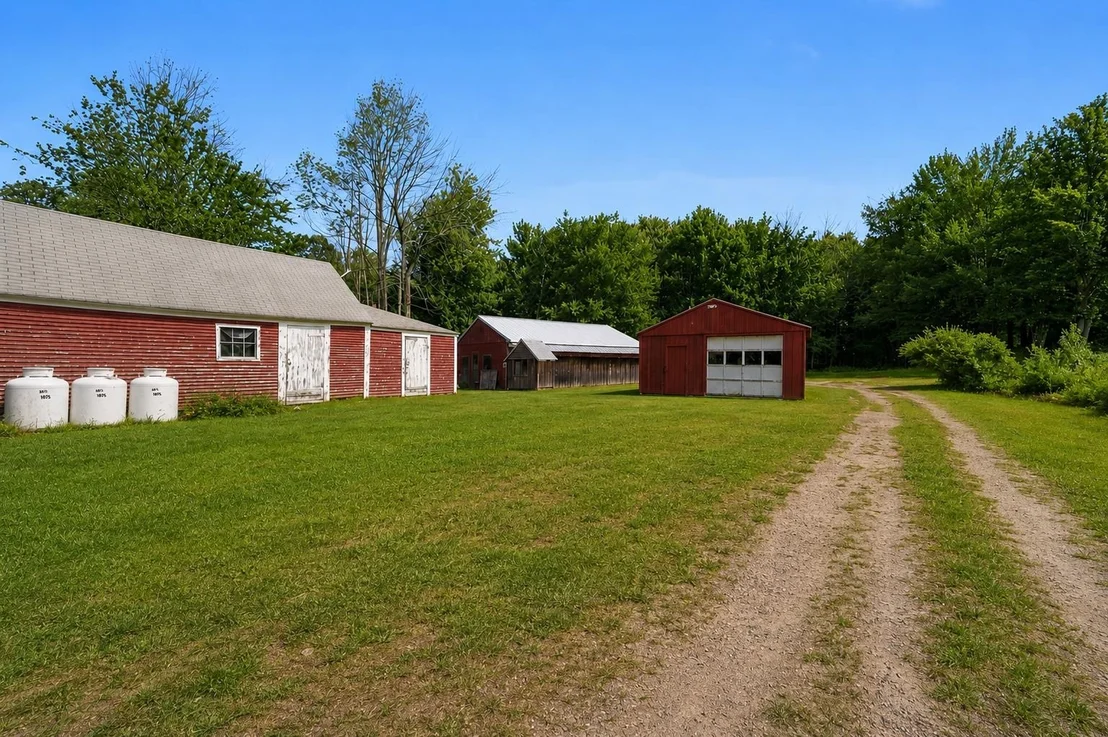 Photo of 164 Mason