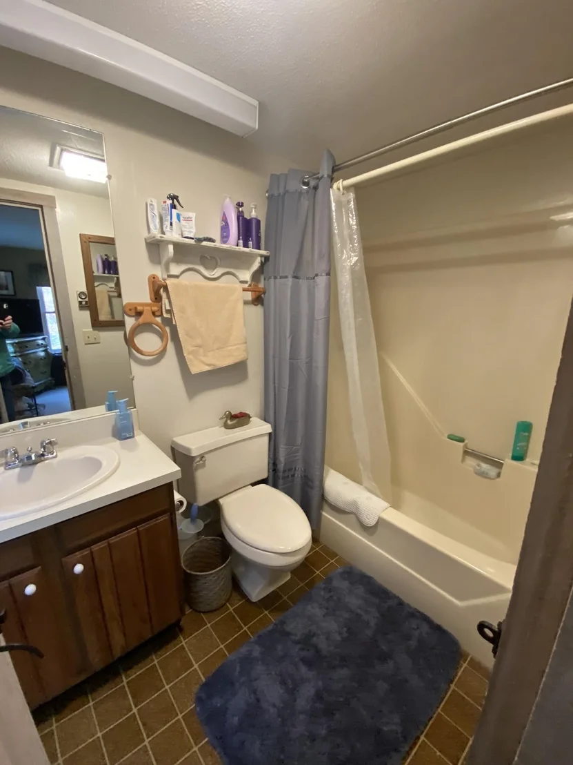Photo of Unit A at 25 Upper Handle
