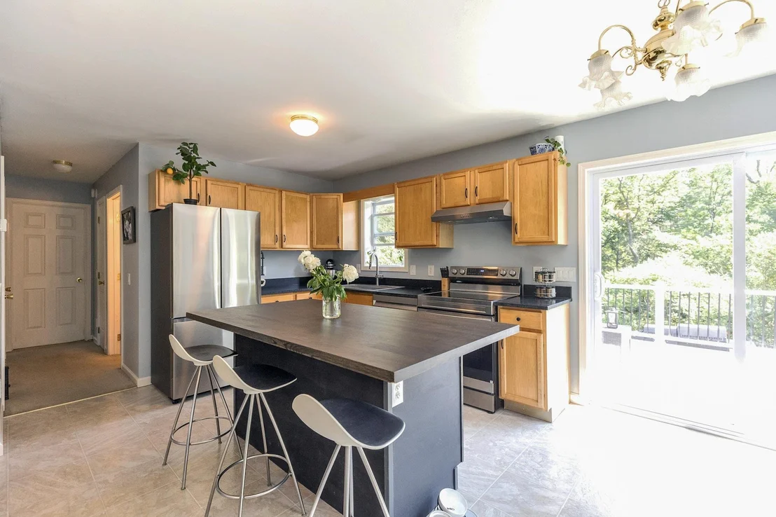 Photo of 229 Back Ashuelot