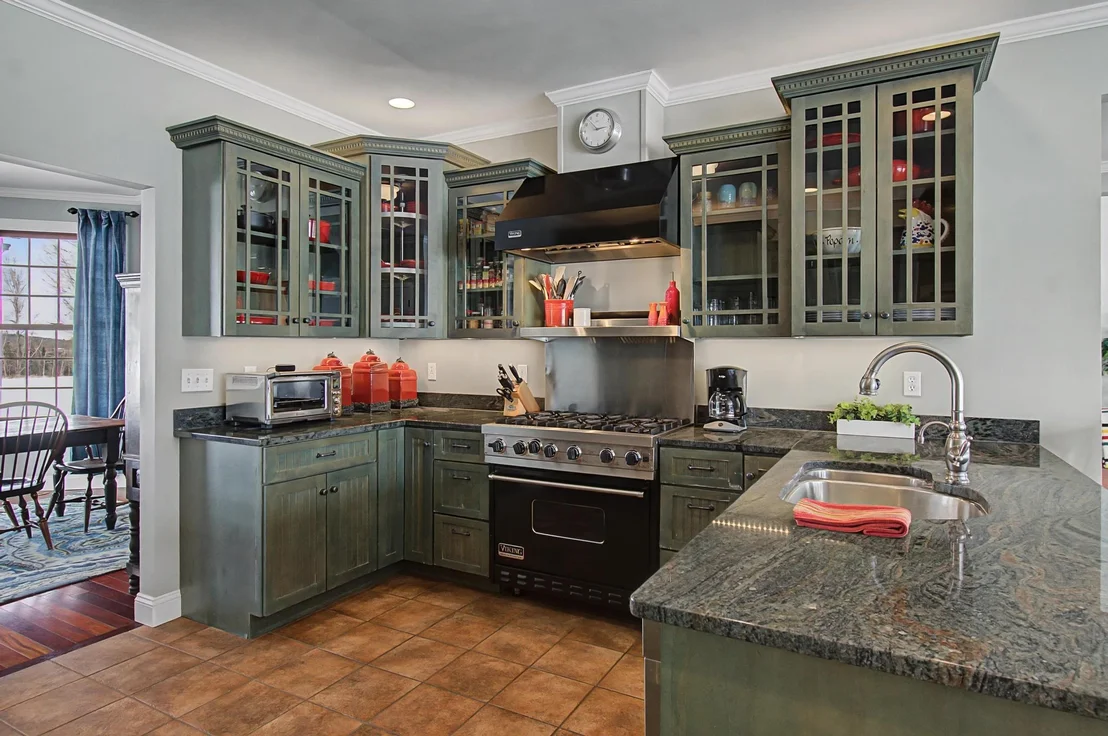 Photo of 4517 Oak Hill